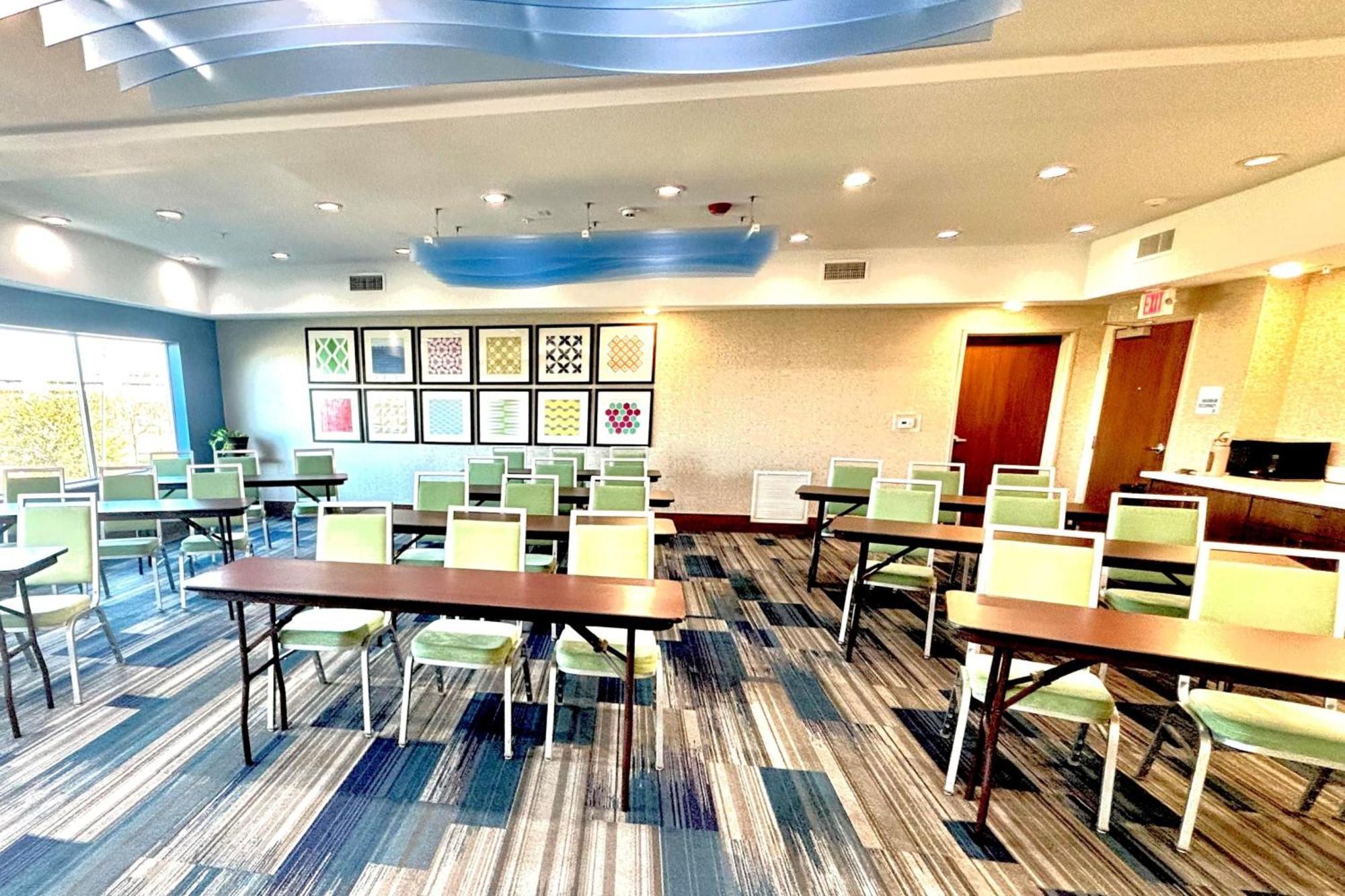 Express & - Westchase - Westheimer By Ihg 3*